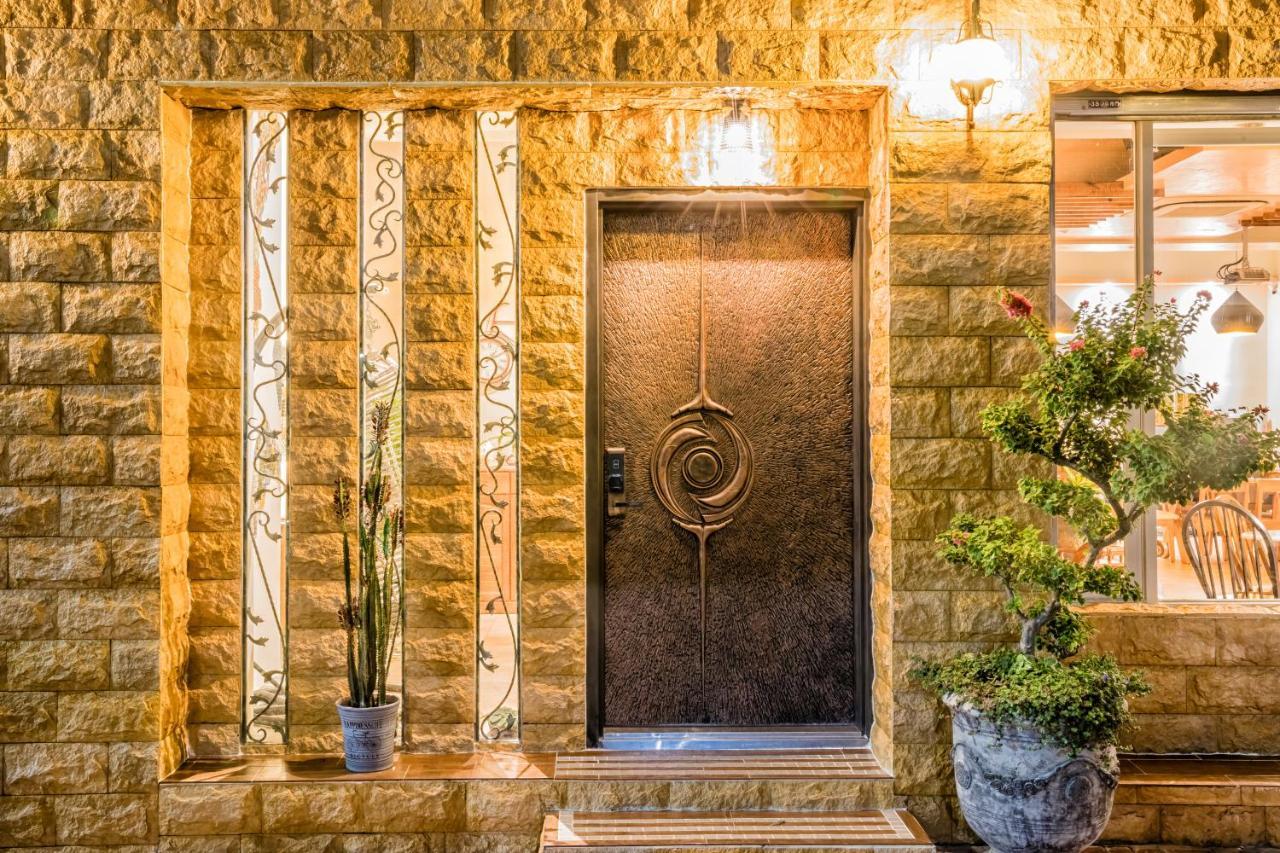 Tang Villa T'ai-tung Buitenkant foto